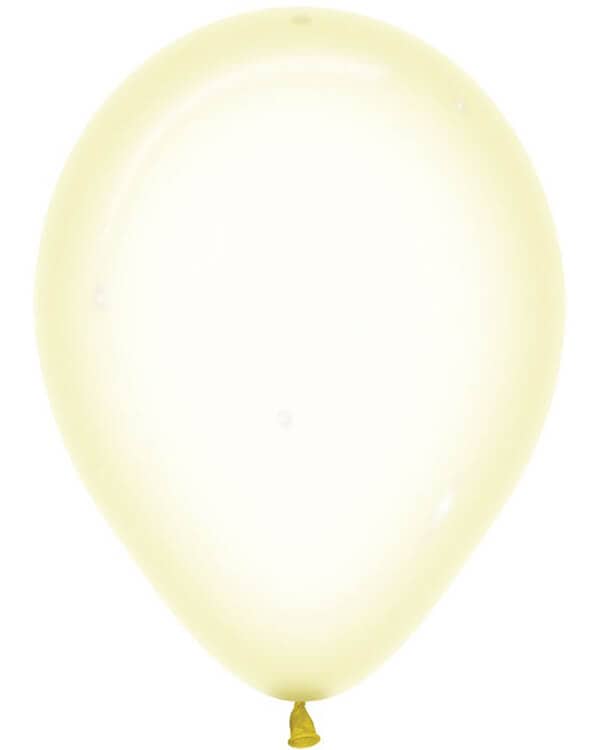 Хрустально желтый кристалл